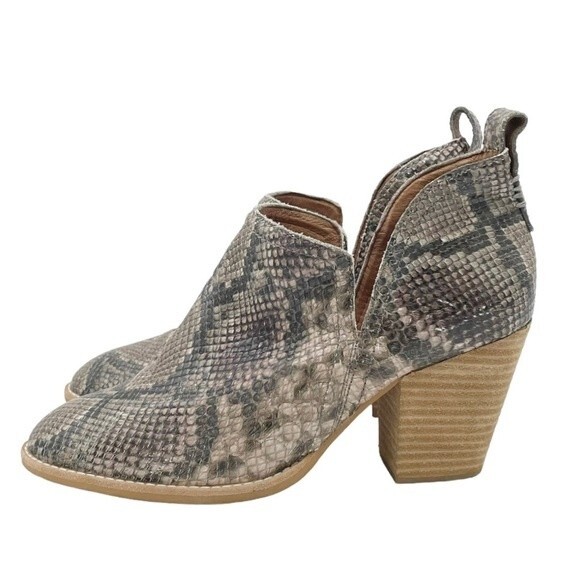 Jeffrey Campbell Rosalee Taupe Gray Snake Print Leather Western Bootie Size 8.5 - Picture 4 of 16